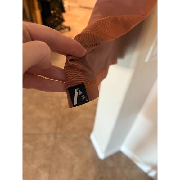 Athleta Tank Top Womens 2XL Brown Allyson Felix Legend Shine Seamless Fitted - Picture 3 of 6